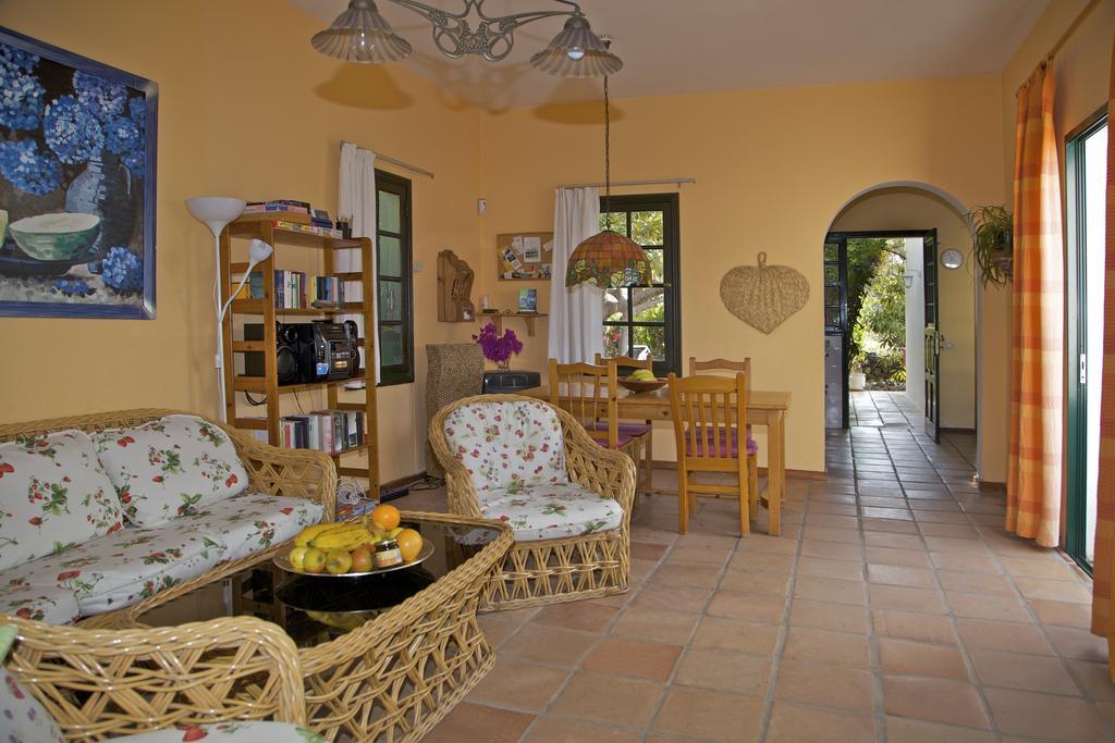 Casa Finca Avocado Лос-Льянос-де-Аридане Экстерьер фото